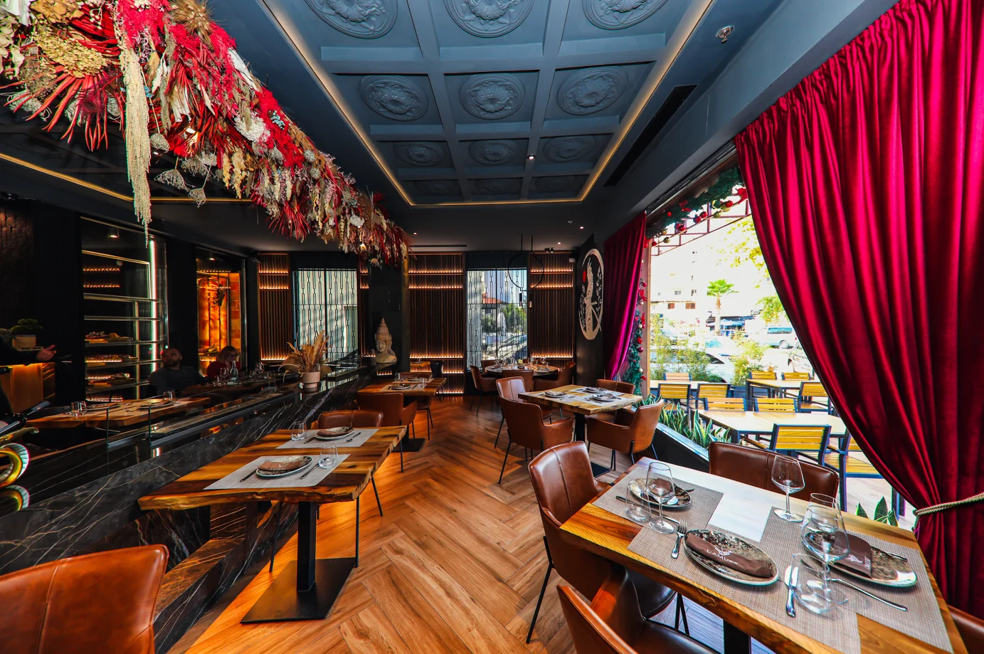 L'Amuse Durrës Profile